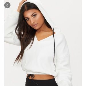 CROPPED HOODIE